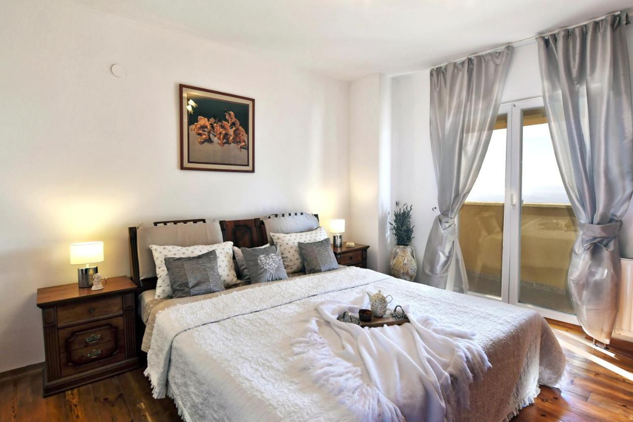 *****Pool House With Beautiful Seaview,Big Garden And Old Tavern***** Рийека Екстериор снимка
